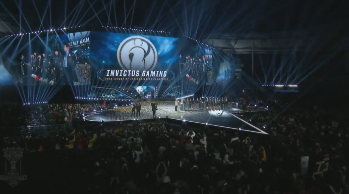 爱游戏手机版-中国队观众热烈欢呼！，Rookie迎来五赛季出色发挥气势如虹延续-爱游戏手机版